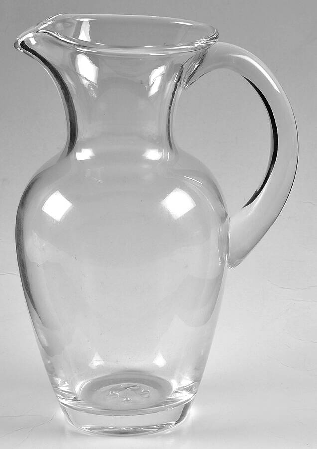 Cavendish 52 Oz Pitcher by Simon Pearce-1