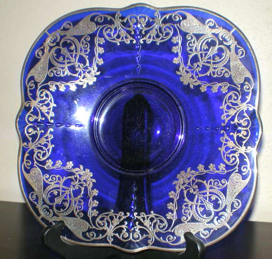 412-1 10" Flared Bowl by Paden City-1