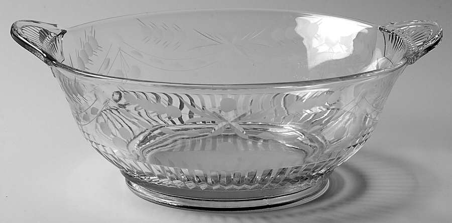 215-1 10" Handled Bowl by Paden City-1