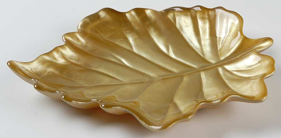 Bountiful Beauty 8" Leaf Plate by Princess House-1