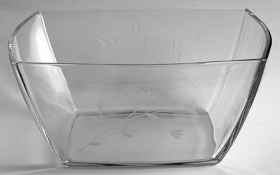 Princess Moderna Square Salad Bowl by Princess House-1