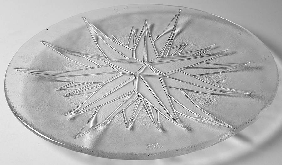 Moravian Star 13" Round Platter by Pilgrim Glass-1
