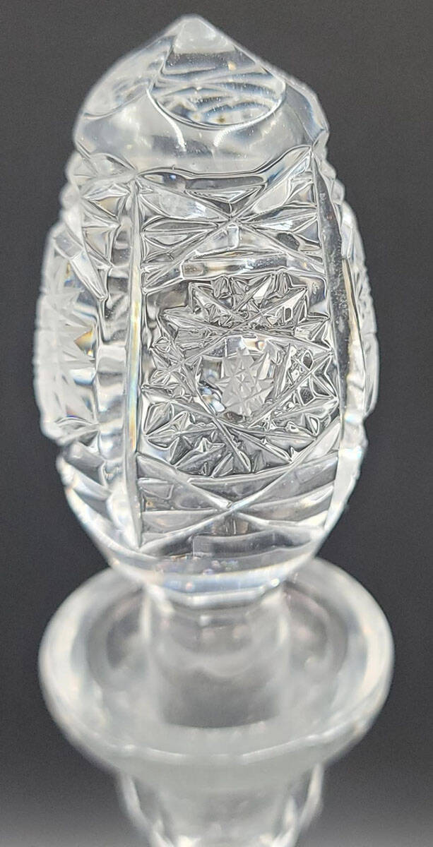 Queen Lace (Round Bowl Shape) Stopper for Decanter by Queen Lace-1