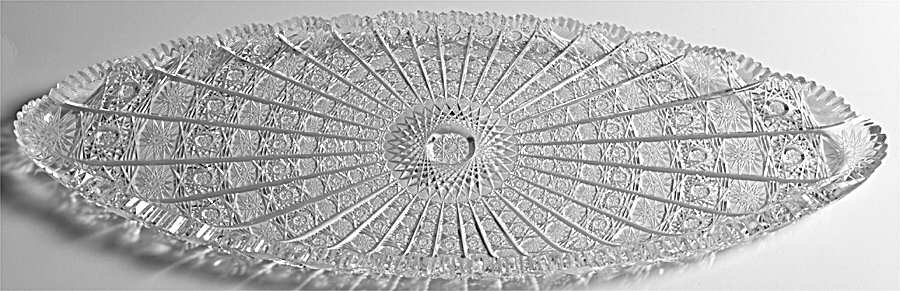 Queen Lace (Round Bowl Shape) 21" Oval Tray by Queen Lace-1