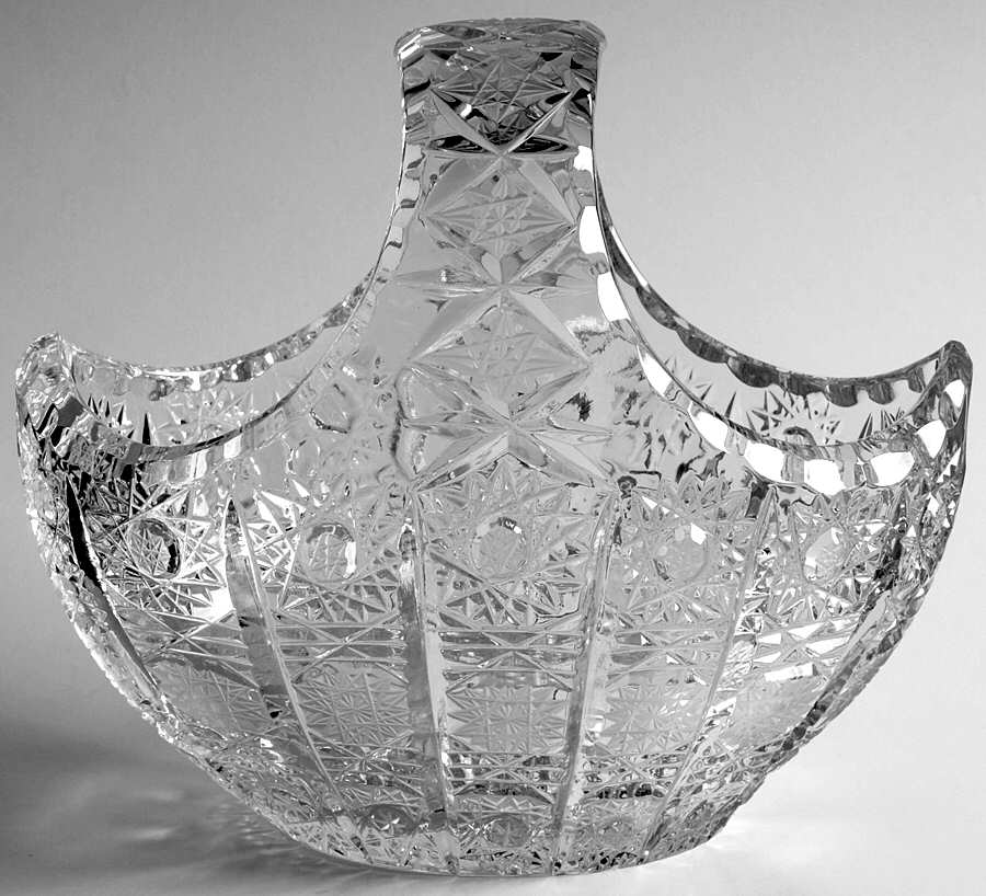 Queen Lace (Round Bowl Shape) 6" Handled Basket by Queen Lace-1