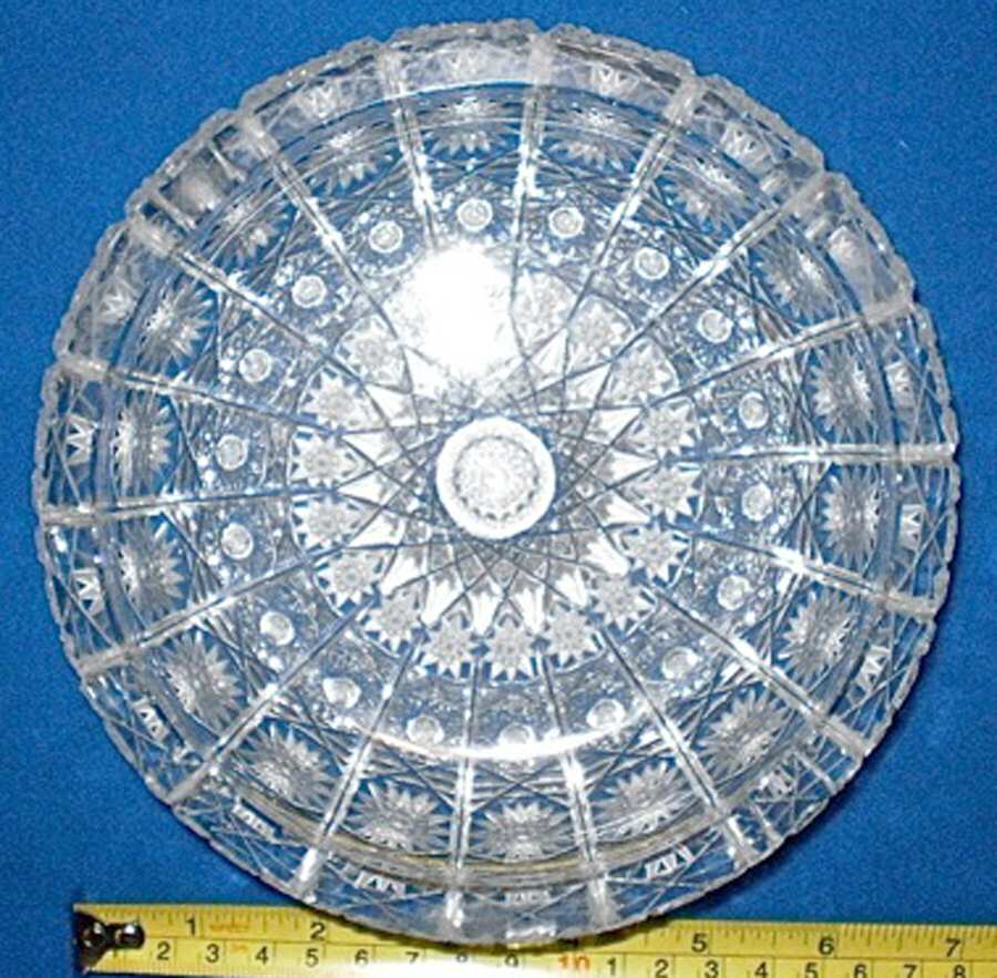 Queen Lace (Round Bowl Shape) 6" Round Ashtray by Queen Lace-1