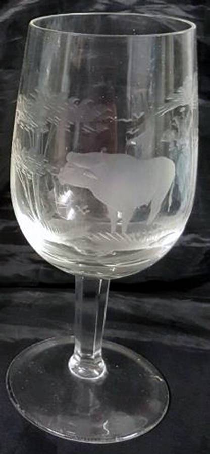 Kenyan-African Claret Wine by Queen Lace-1