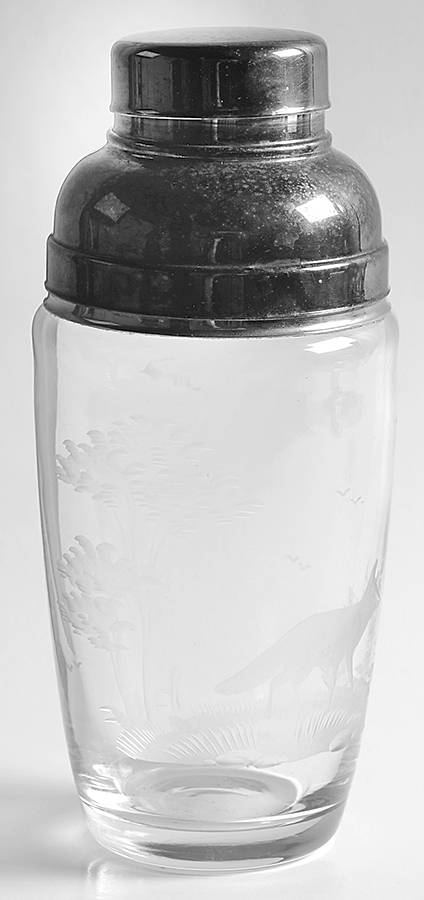 Americana-American Cocktail Shaker & Lid by Queen Lace-1