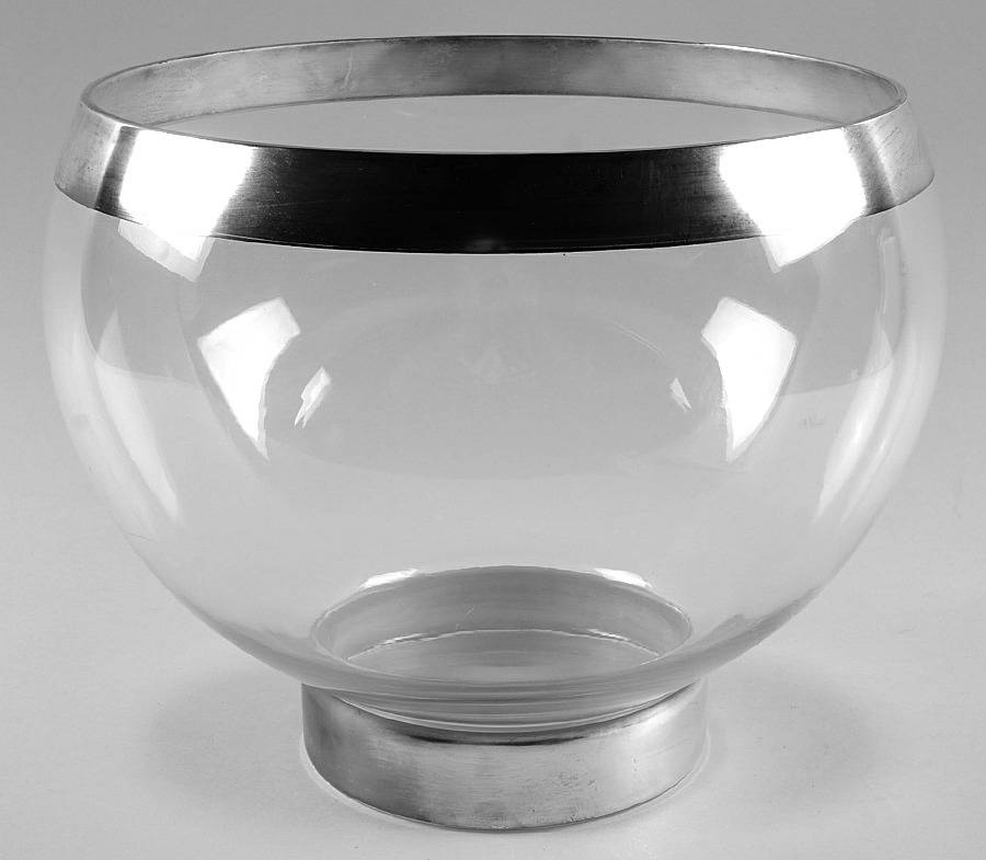 QUW1 Punch Bowl by Queen's Lusterwr Ltd-1