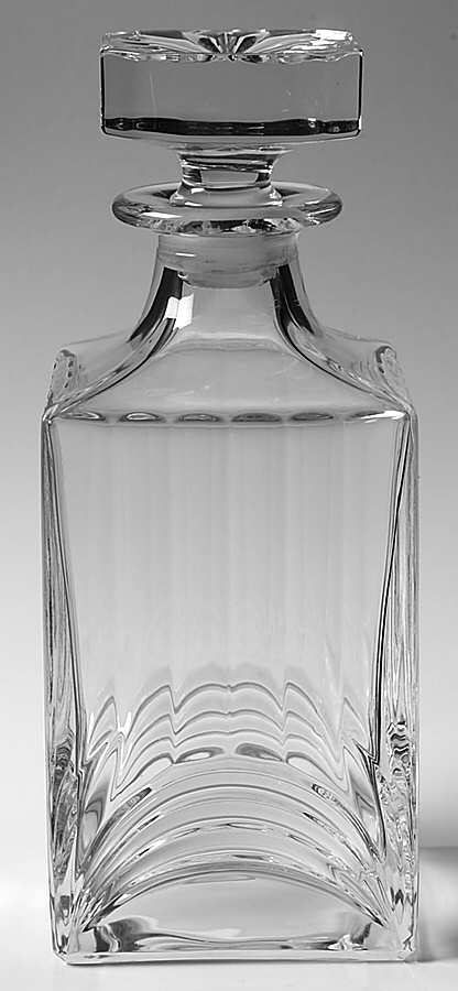 Aurea Decanter & Stopper by Royal Crystal Rock-1