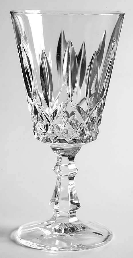 Shannon Port Wine by Royal Crystal Rock-1