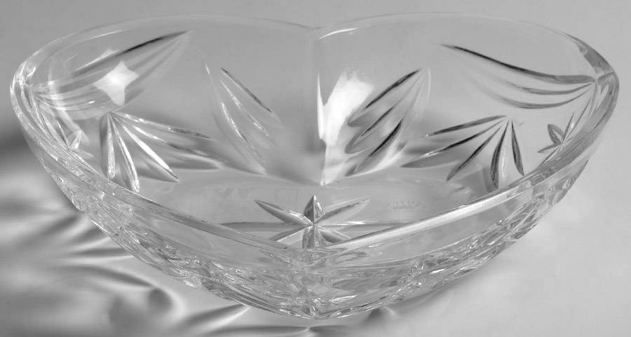 Broadway Heart Shape Tray by Royal Doulton-1