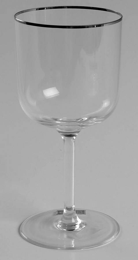 Contessa Wine Glass by Reizart-1