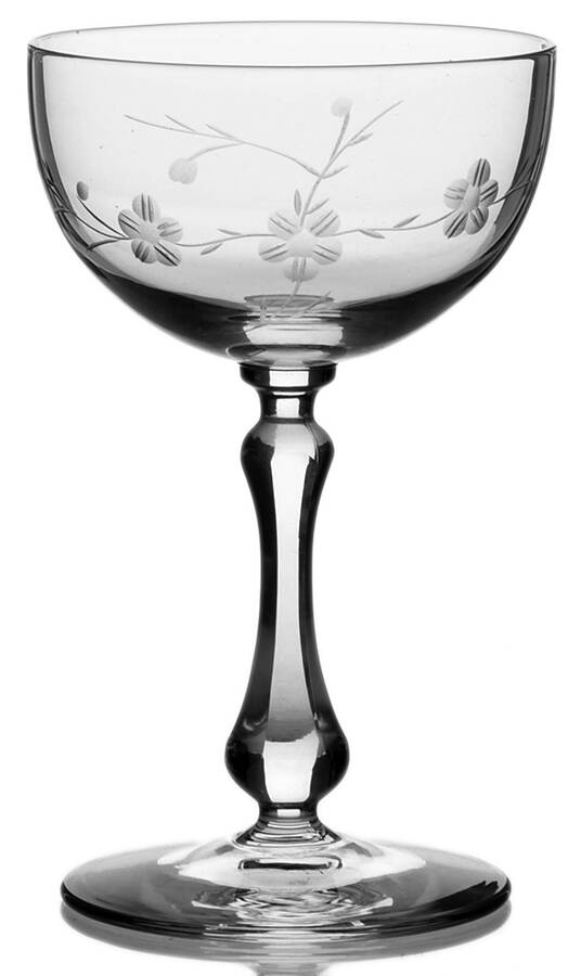 Geisha (Cut) Wine Glass by Reizart-1