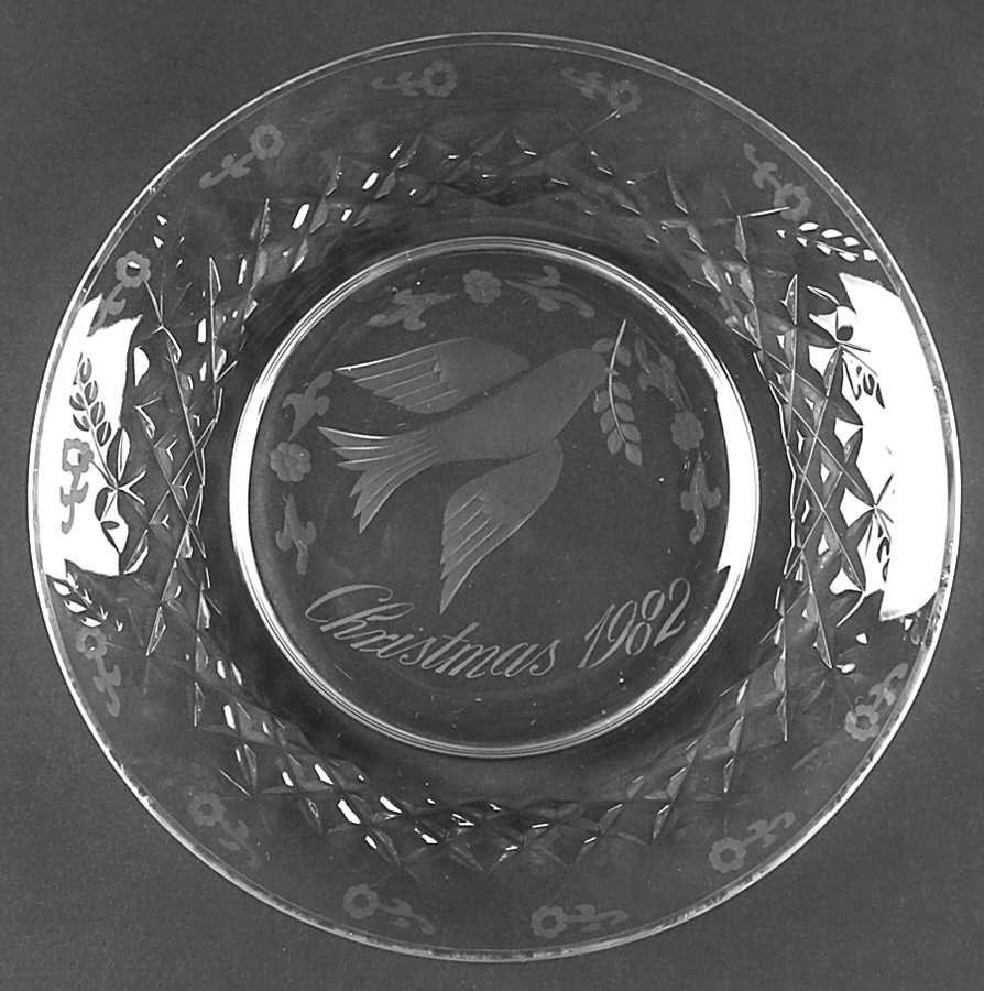 Gallia 1982 Christmas Plate by Rogaska-1