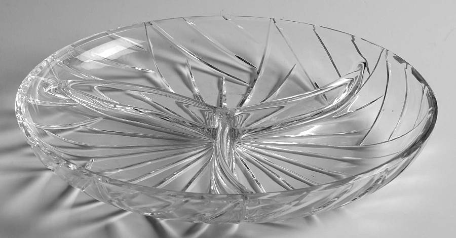 Galleria (Cut) 9" 3 Part Round Relish by Rogaska-1