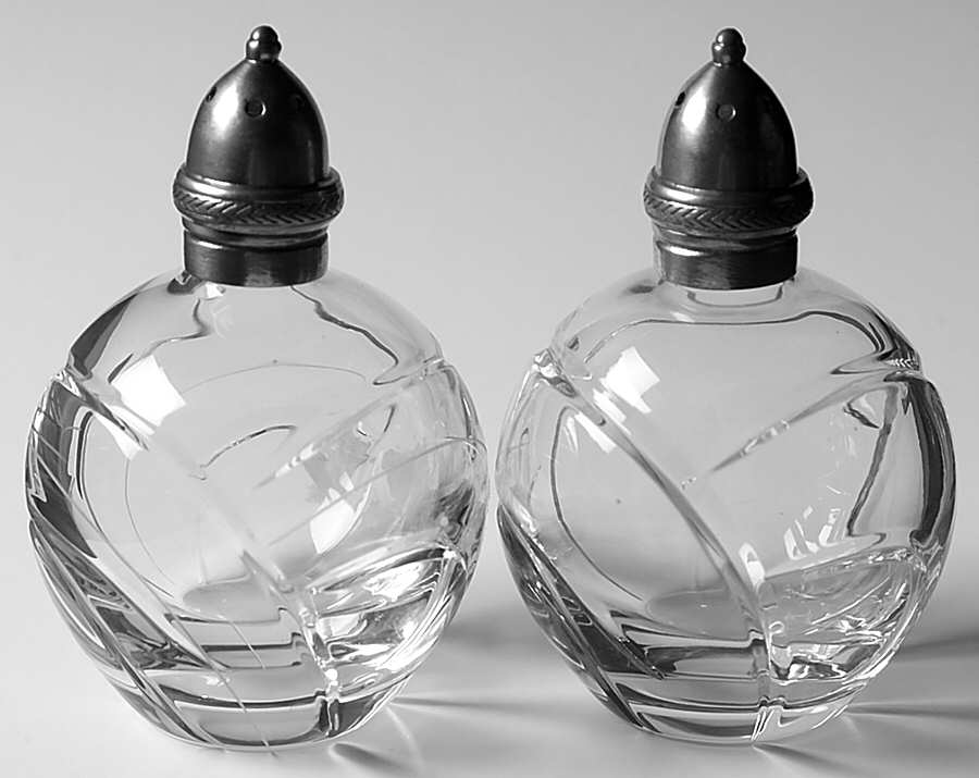 Maestro Shaker Set w/Metal Lids by Rogaska-1