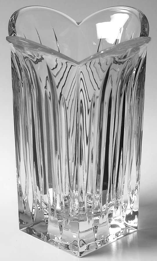 Soho 8" Flared Vase by Rogaska-1