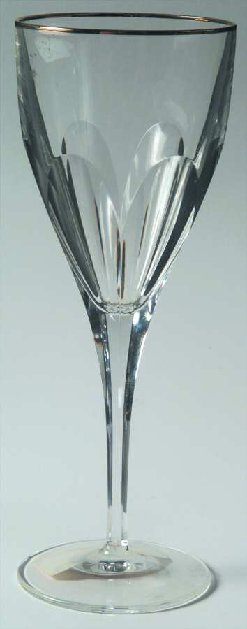 Fame Gold Wine Glass by Royal Doulton-1