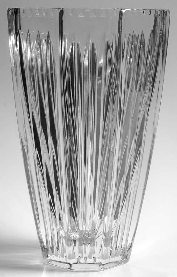 Infinity 9" Flower Vase by Rogaska-1