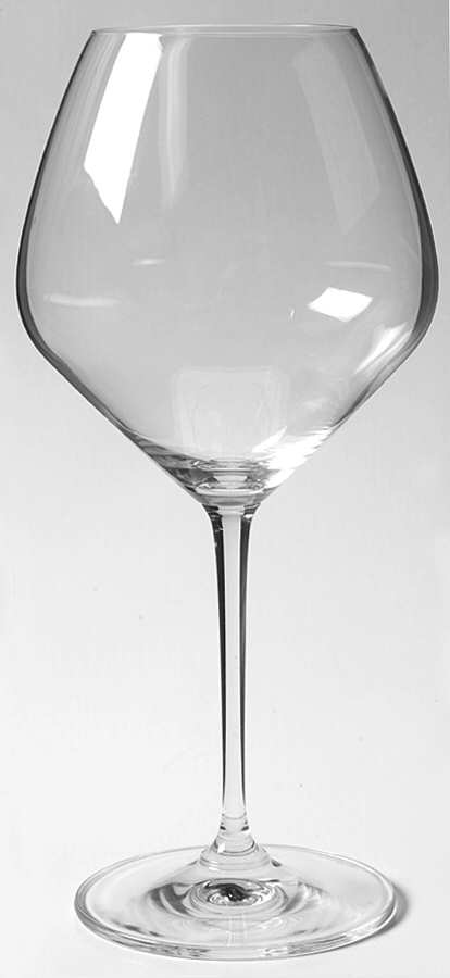 Vinum Extreme Pinot Nebbiolo Wine by Riedel Crystal-1