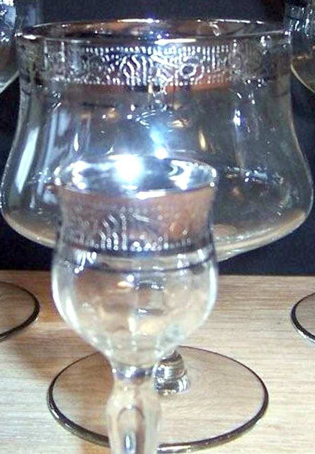 Rambler Rose (Platinum Encrusted) Seafood Cocktail No Liner by Ransgil-1