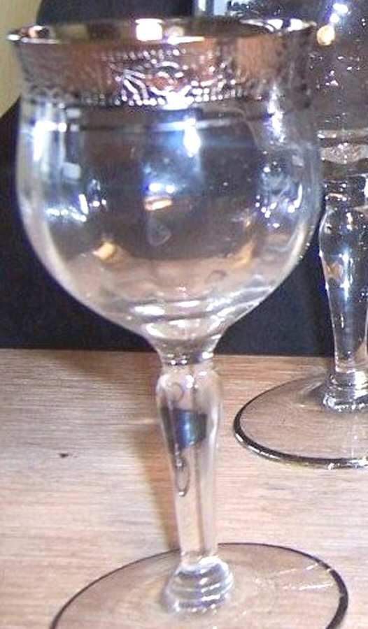 Rambler Rose (Platinum Encrusted) Wine Glass by Ransgil-1