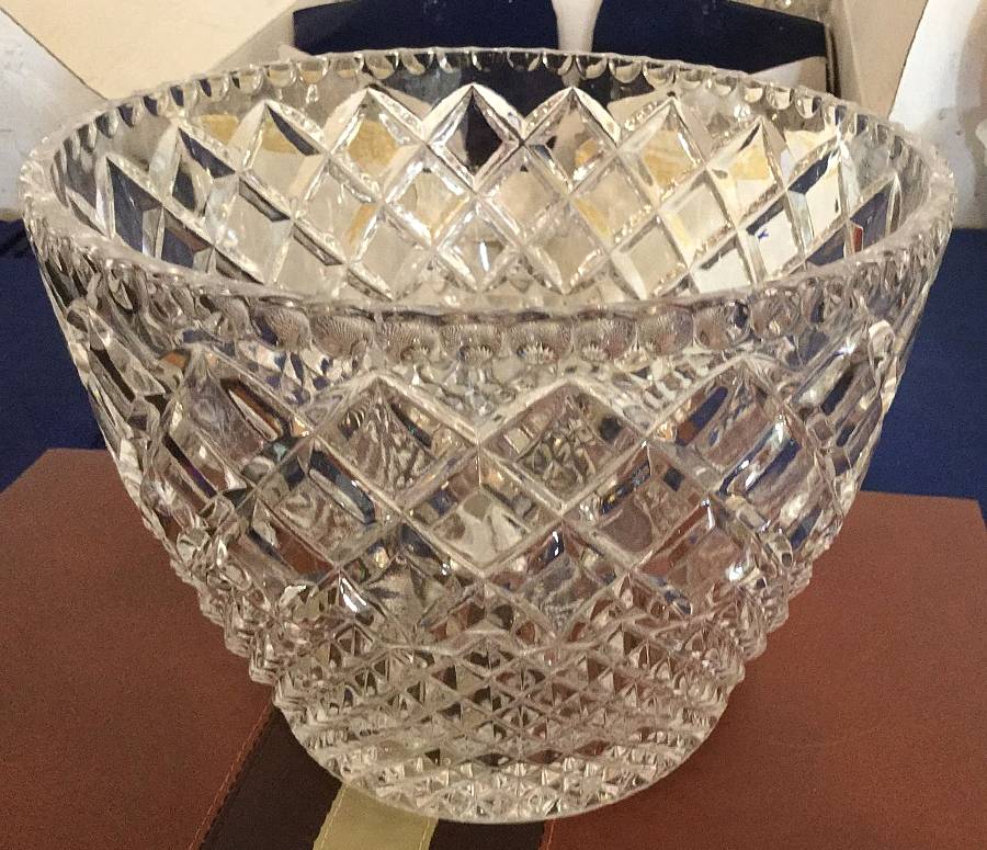 RLZ1 Punch Bowl by Royal Limited Crysta-1