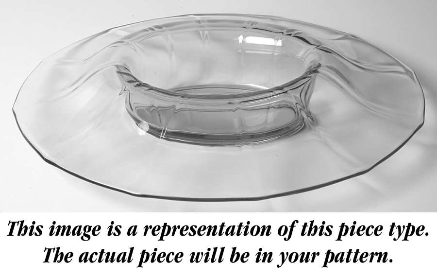 Oak Leaf Green (Brocade) 13" Oval Centerpiece by Fostoria-1