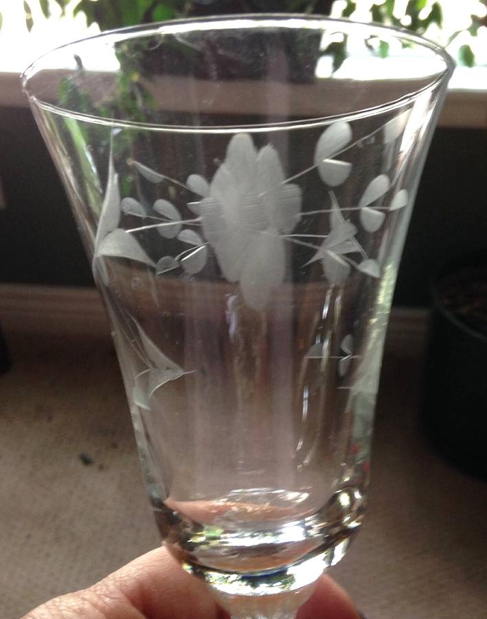470-5 Wine Glass by Riekes-Crisa-1
