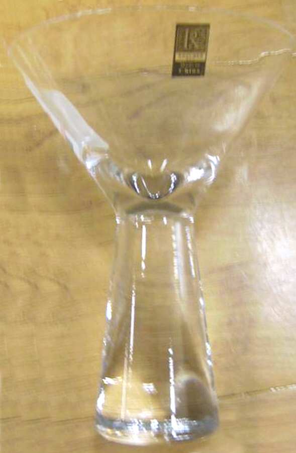 R1R1 Martini Glass by Roscher & Co-1