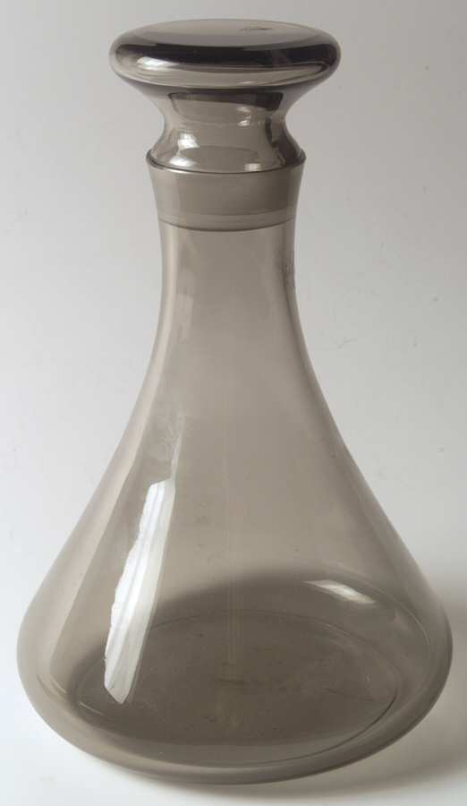 RDC19 Decanter & Stopper by Royal Doulton-1
