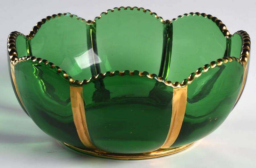 X Ray Green (Emerald) 7" Round Bowl by Riverside-1