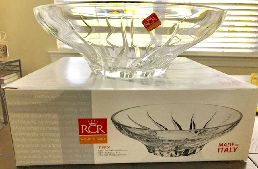 Trix Centerpiece by Royal Crystal Rock-1