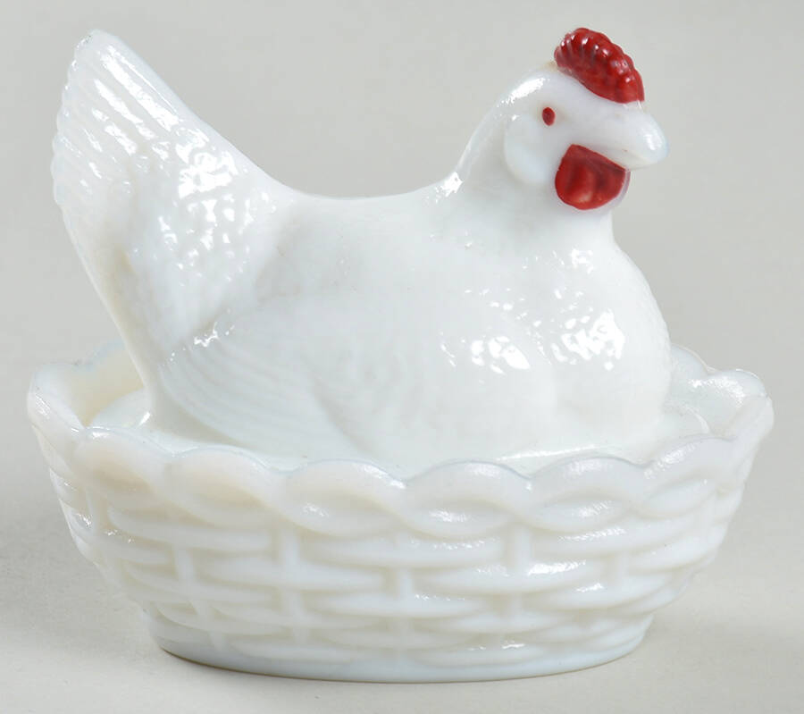 Animals & Figurines 3" Hen on Nest by Rosso Glass-1