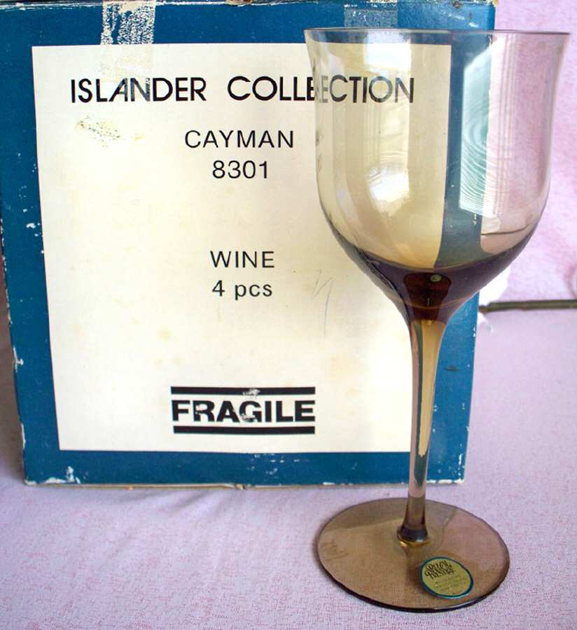 Cayman Wine Glass by Royal Prestige-1