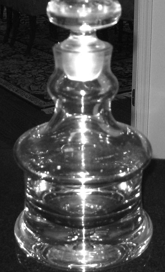 Larchmont Decanter & Stopper by Ravenscroft-1