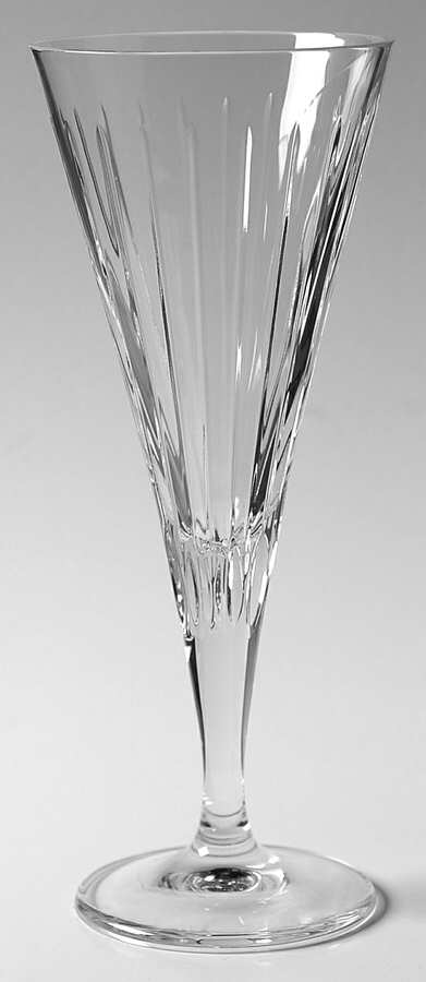 Manhattan Wine Glass by Royal Doulton-1