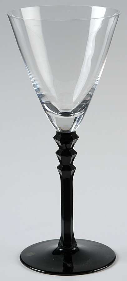 Black Tie Wine Glass by Sasaki-1