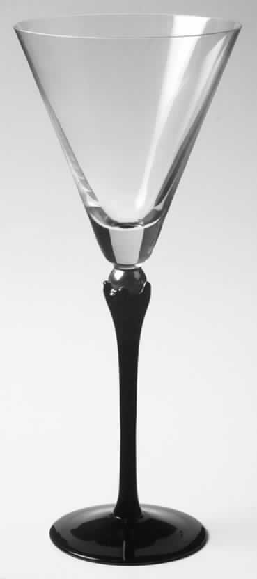 Carnevale Red Wine Glass by Sasaki-1