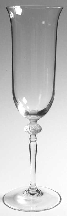 Isabelle Fluted Champagne by Sasaki-1