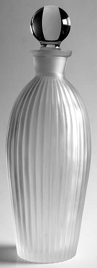 Regency Clear (Frosted Ribbed Stem) Decanter & Stopper by Sasaki-1