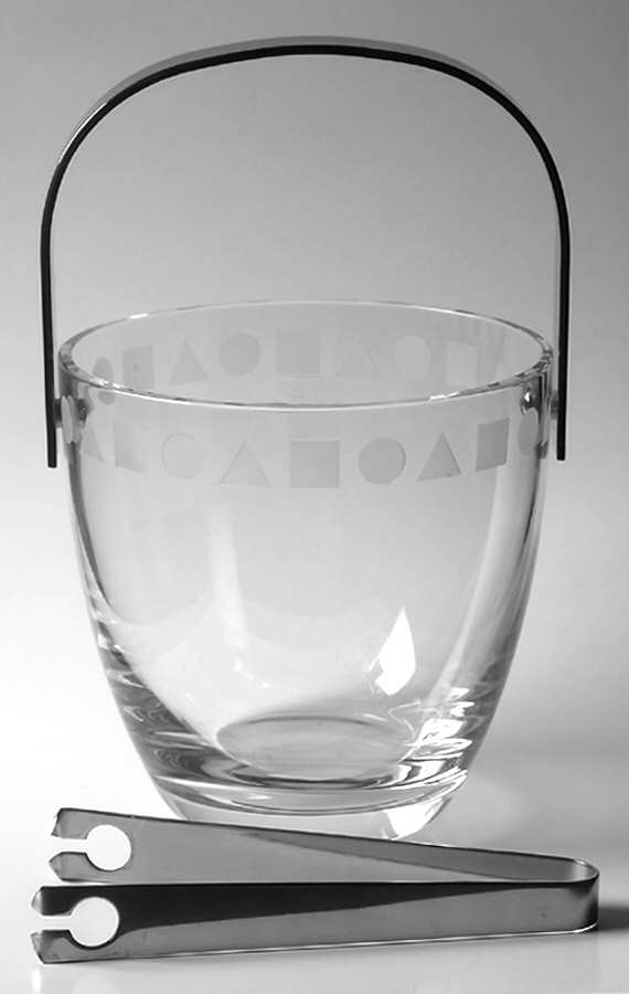 Sengai Clear Ice Bucket with Detachable Handle and Tongs by Sasaki-1