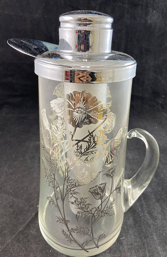 Flanders Clear Cocktail Shaker & Lid by Silver City-1