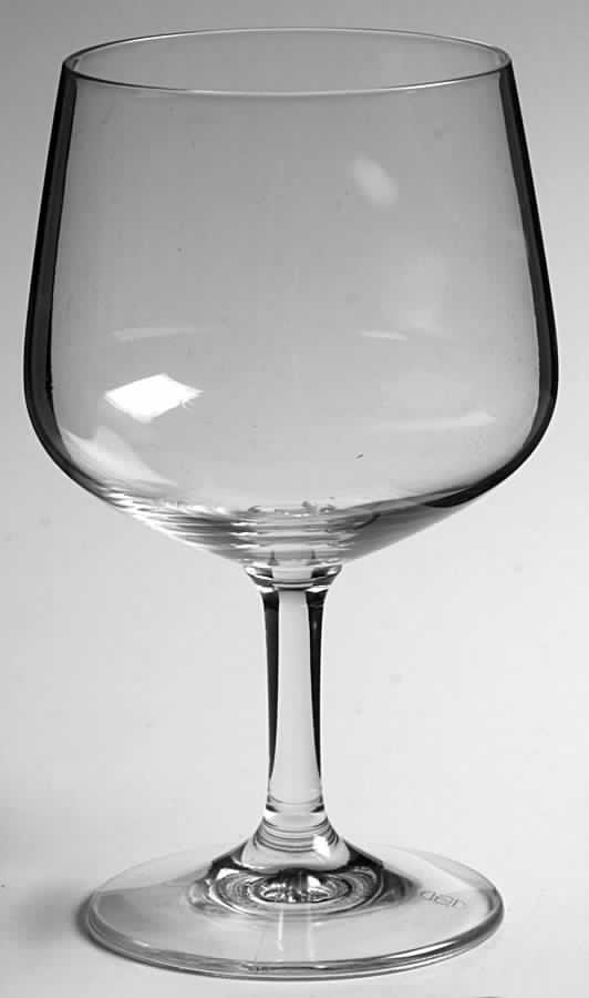 Europa Plain Water Goblet by Schott-Zwiesel-1