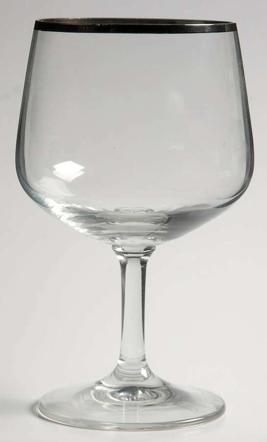Europa Platinum Water Goblet by Schott-Zwiesel-1
