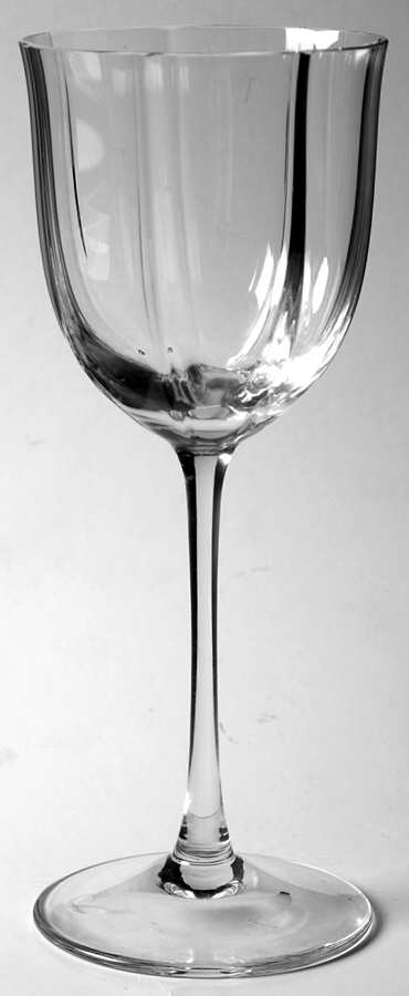 Henriette Wine Glass by Schott-Zwiesel-1