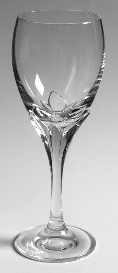 La Belle Wine Glass by Schott-Zwiesel-1