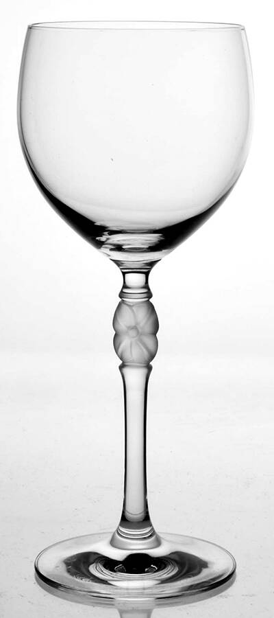 Viva Satin Wine Glass by Schott-Zwiesel-1