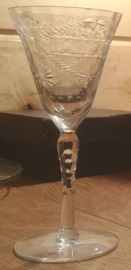 190-2 Wine Glass by Seneca-1